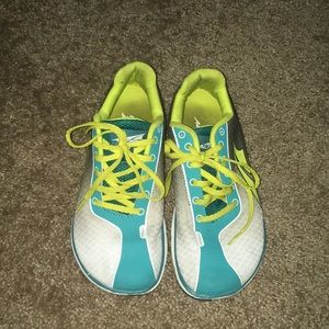 Women’s zero drop Altra running shoes